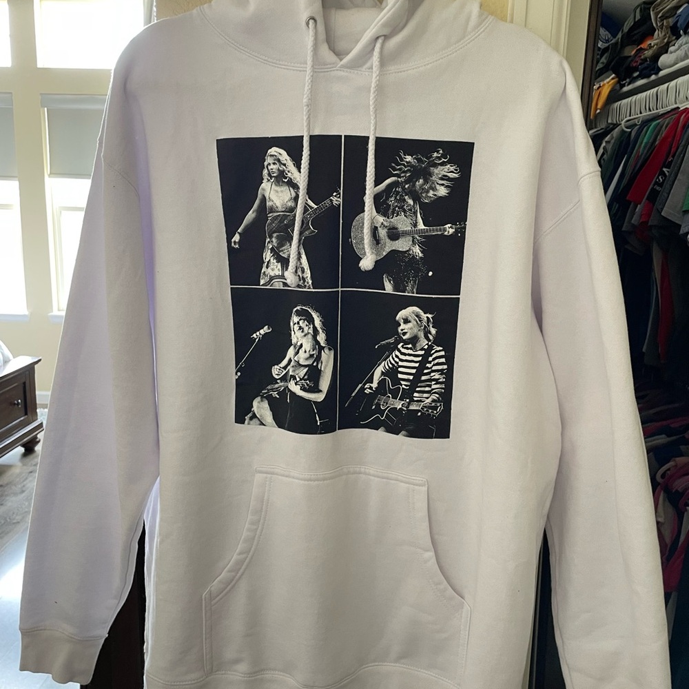 New!! Taylor Swift ERAs Tour Authentic Hoodie- Women XL- NEW!!! - Picture 2 of 7